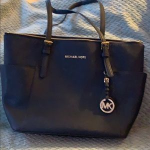 Michael Kors jet set navy tote